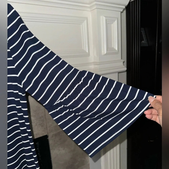 White House Black Market 3/4" bell sleeve knee length navy/white stripe dress M - Picture 5 of 11